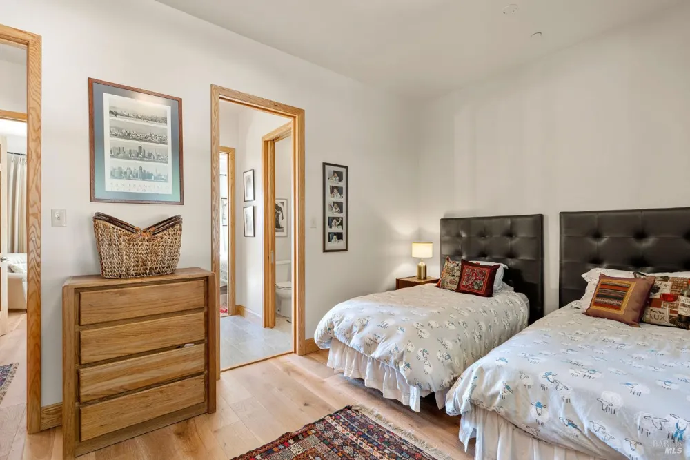 36780 Glennen Drive Gualala, CA 95445