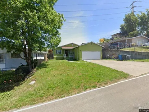 436 Gillcrest Avenue
