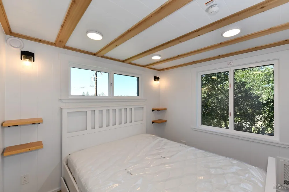 1033 Sundown Trail Santa Rosa, CA 95404