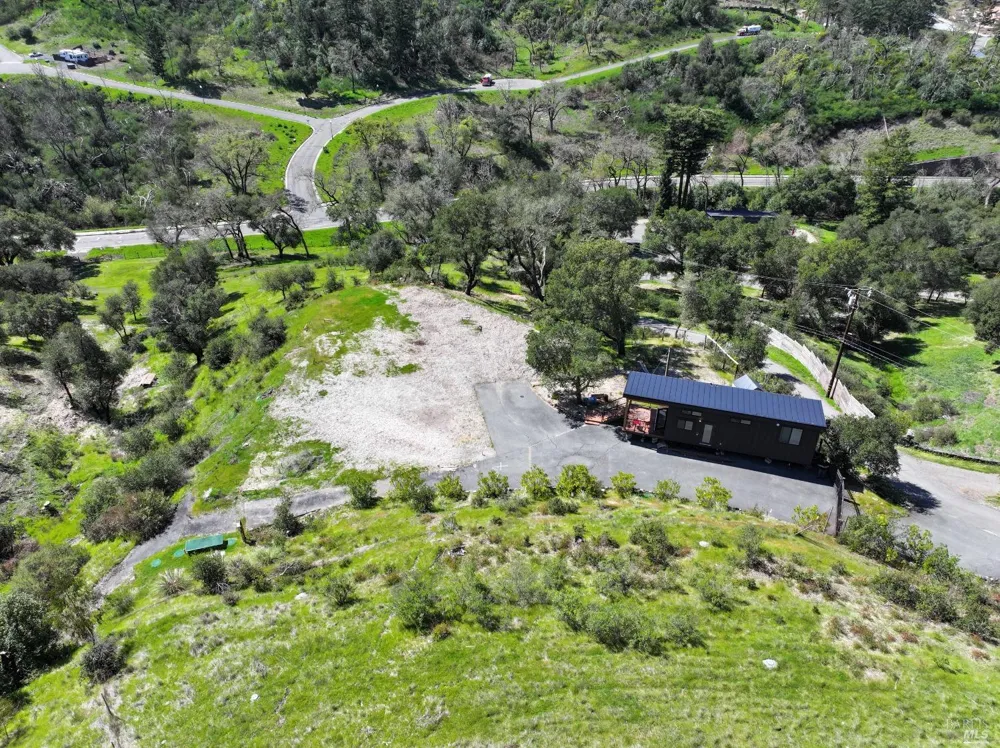 1033 Sundown Trail Santa Rosa, CA 95404
