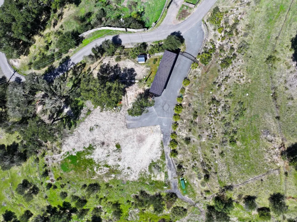 1033 Sundown Trail Santa Rosa, CA 95404