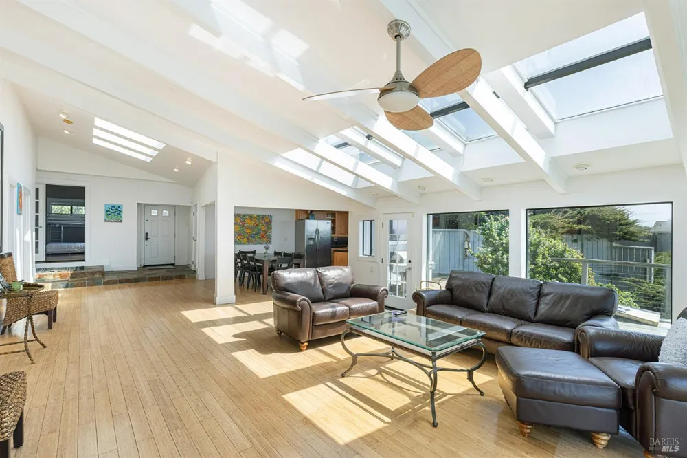 6175 Highway 1 Bodega Bay, CA 94923