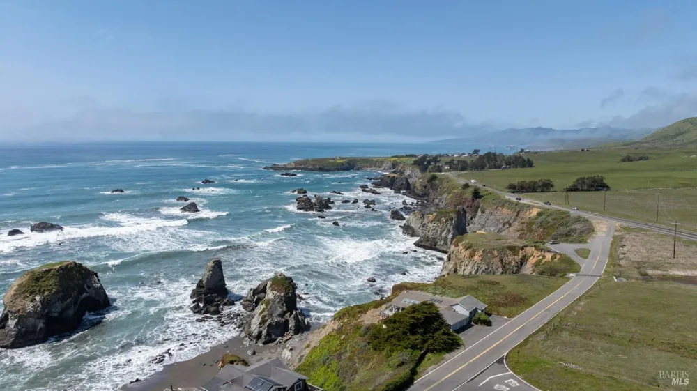 6175 Highway 1 Bodega Bay, CA 94923