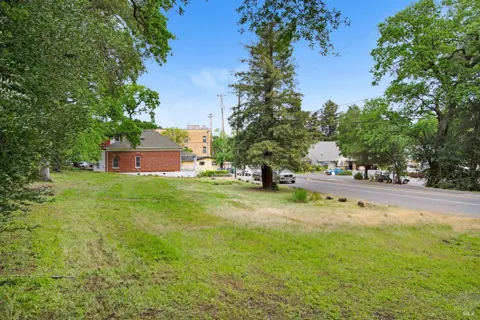 13766 Arnold Drive