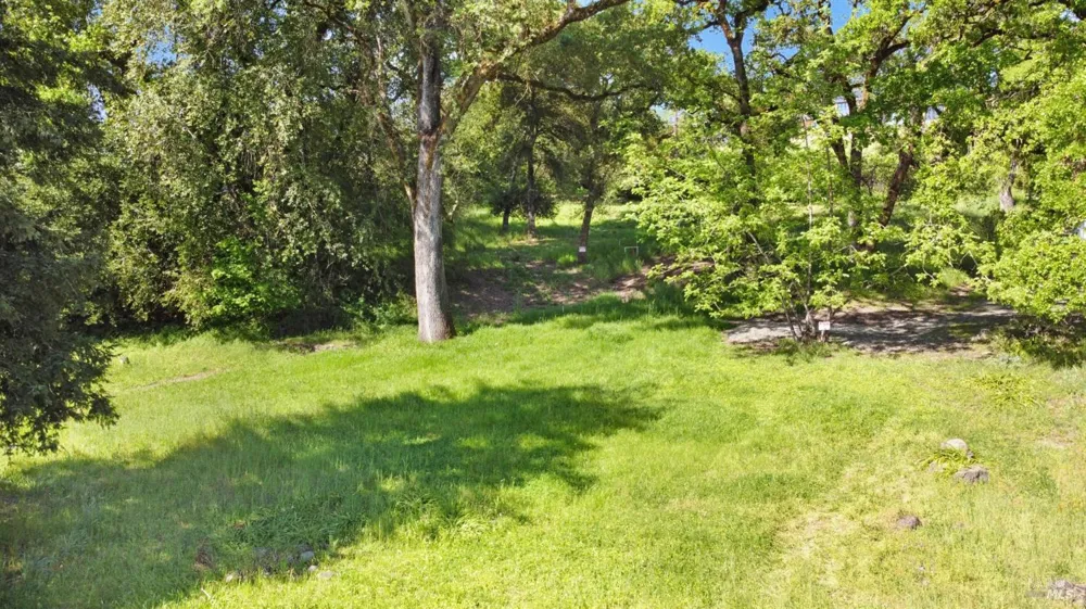 13766 Arnold Drive Glen Ellen, CA 95442