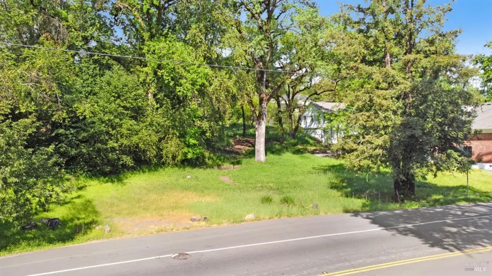 13766 Arnold Drive Glen Ellen, CA 95442