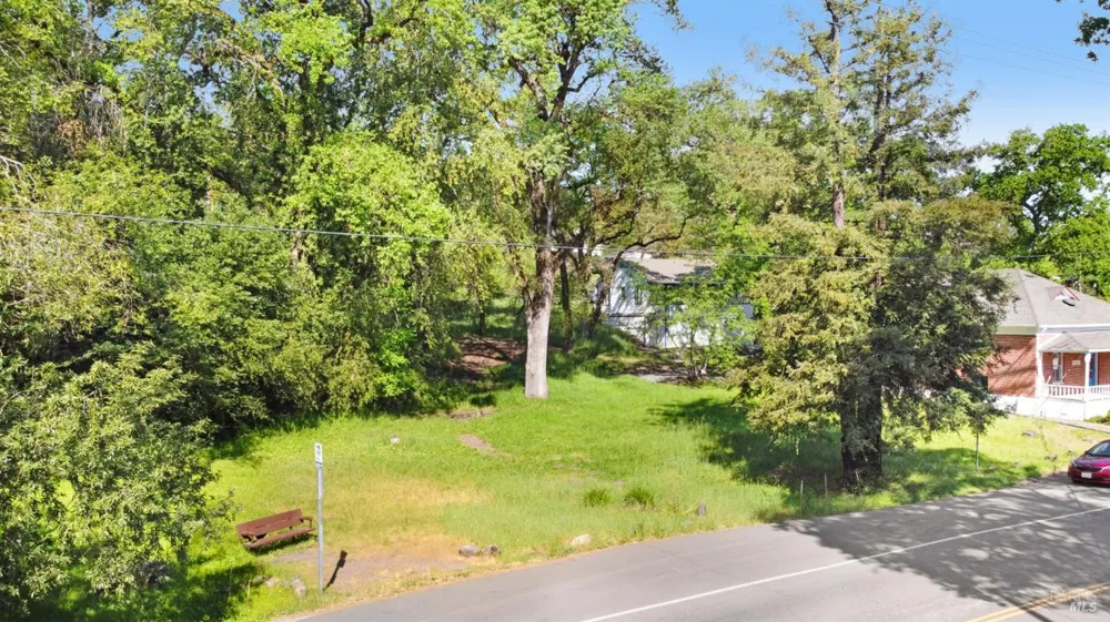 13766 Arnold Drive Glen Ellen, CA 95442