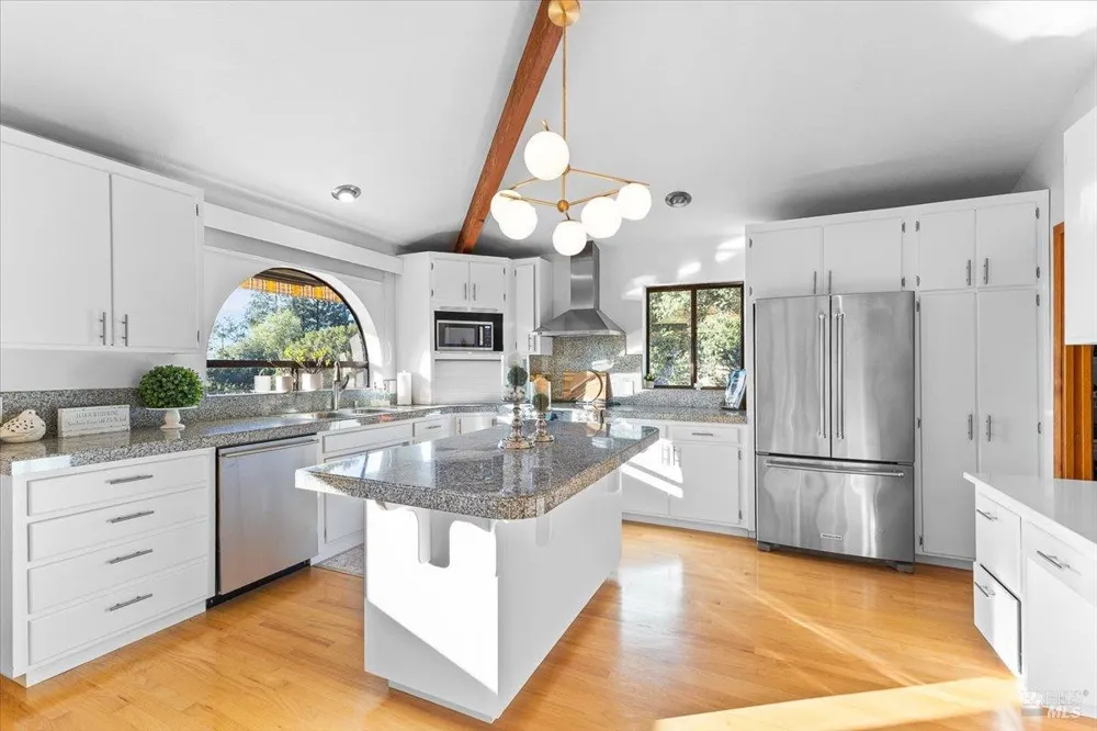 7061 Bennett Valley Road Santa Rosa, CA 95404