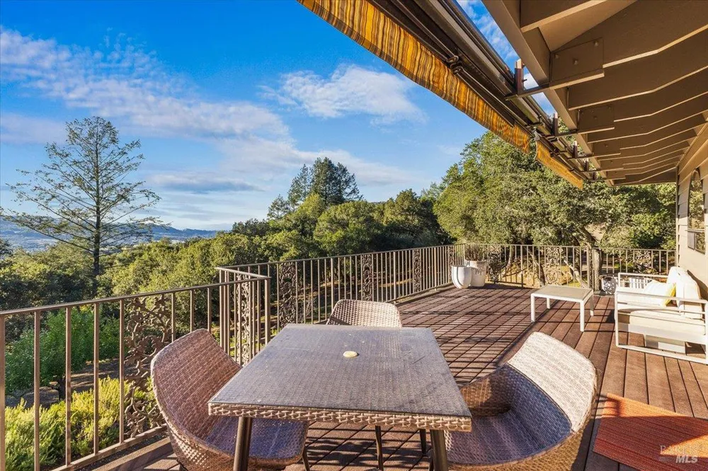 7061 Bennett Valley Road Santa Rosa, CA 95404