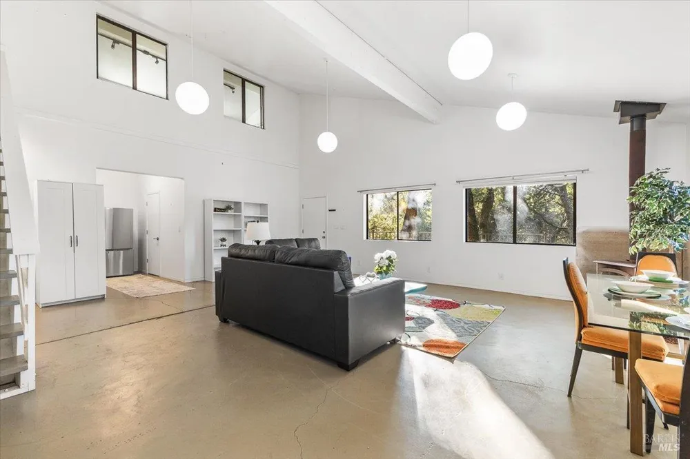 7061 Bennett Valley Road Santa Rosa, CA 95404