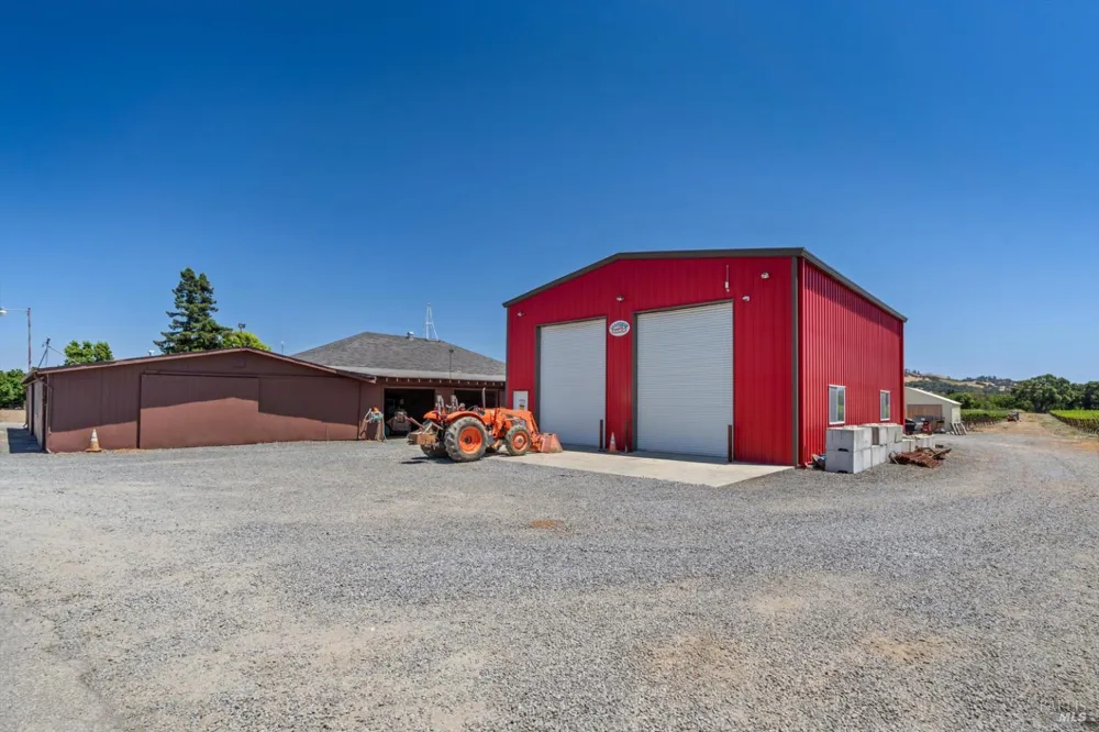 1558 Magnolia Drive Healdsburg, CA 95448