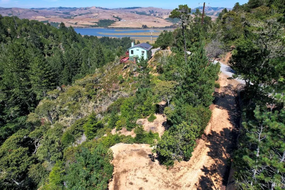 W Robert Drive Inverness, CA 94937