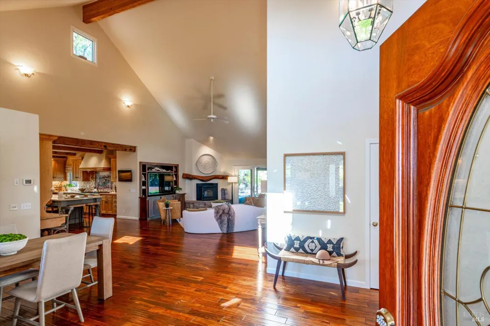 466 Pratt Avenue St. Helena, CA 94574