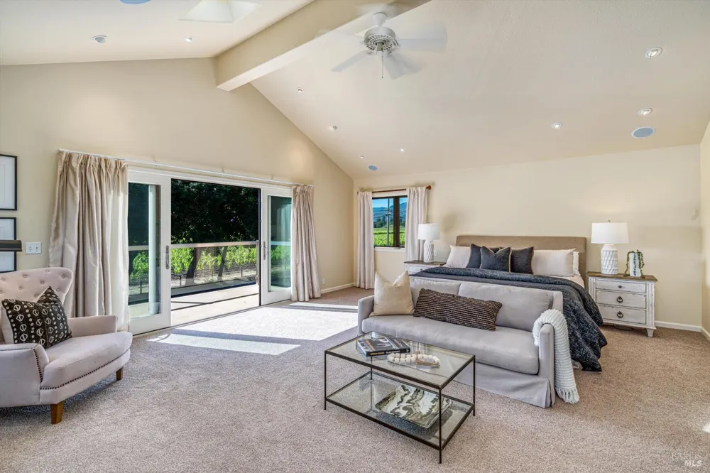 466 Pratt Avenue St. Helena, CA 94574