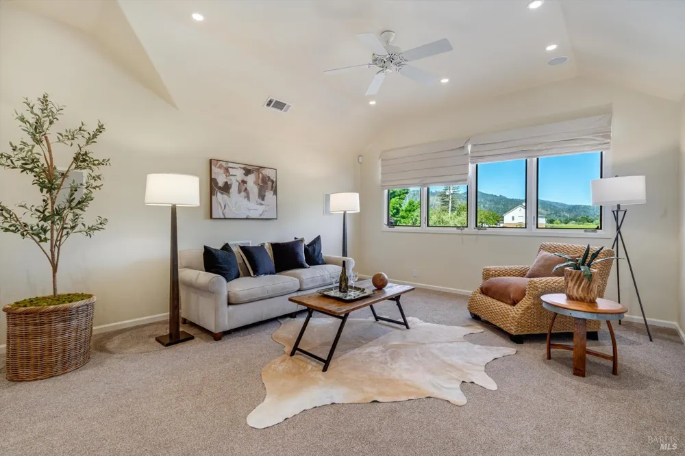 466 Pratt Avenue St. Helena, CA 94574