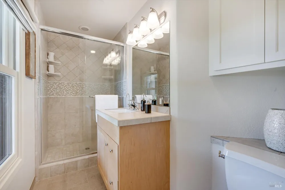 466 Pratt Avenue St. Helena, CA 94574