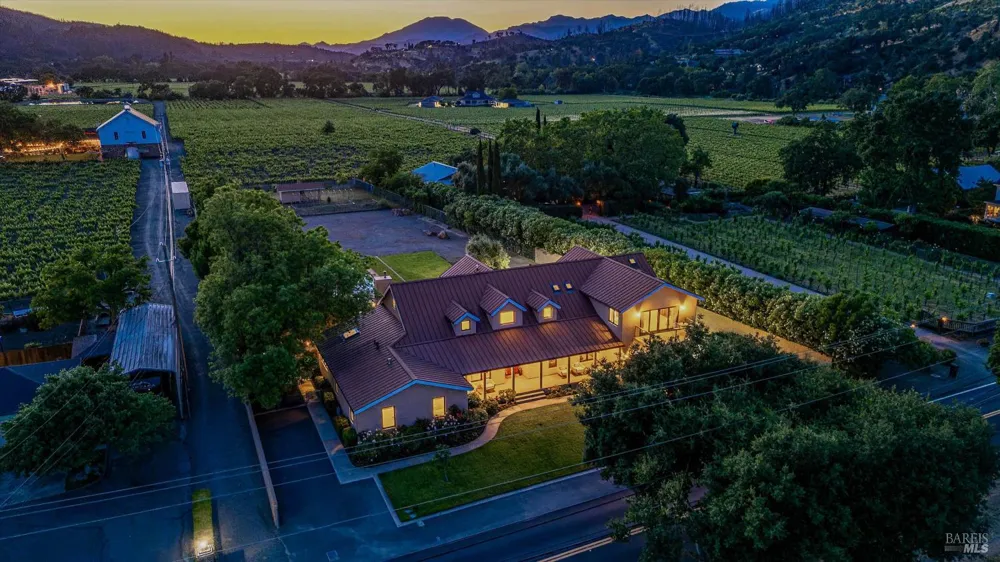466 Pratt Avenue St. Helena, CA 94574
