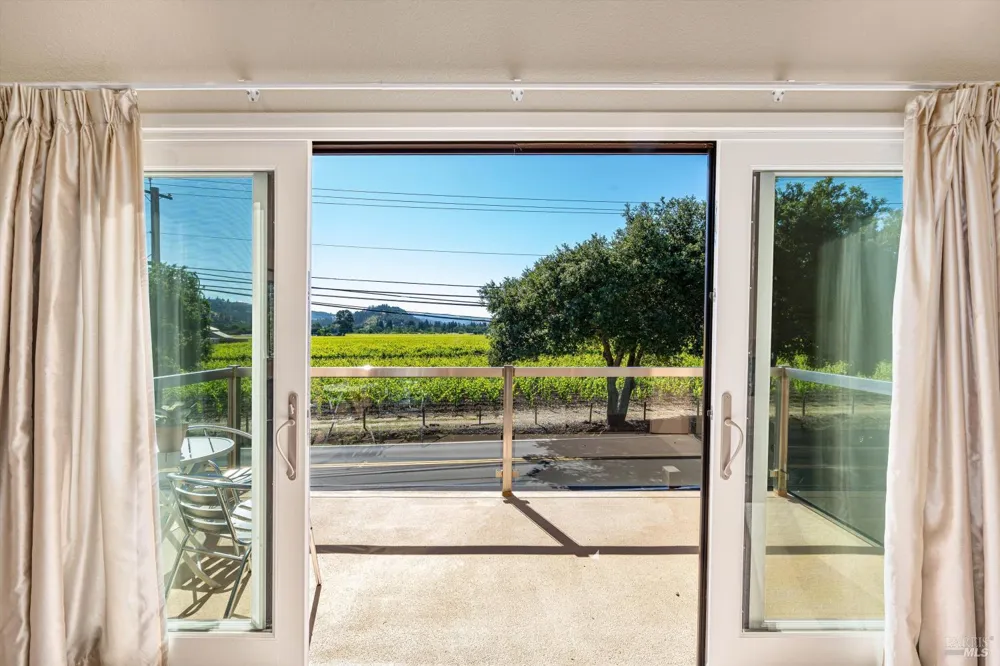 466 Pratt Avenue St. Helena, CA 94574