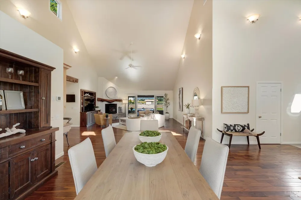 466 Pratt Avenue St. Helena, CA 94574