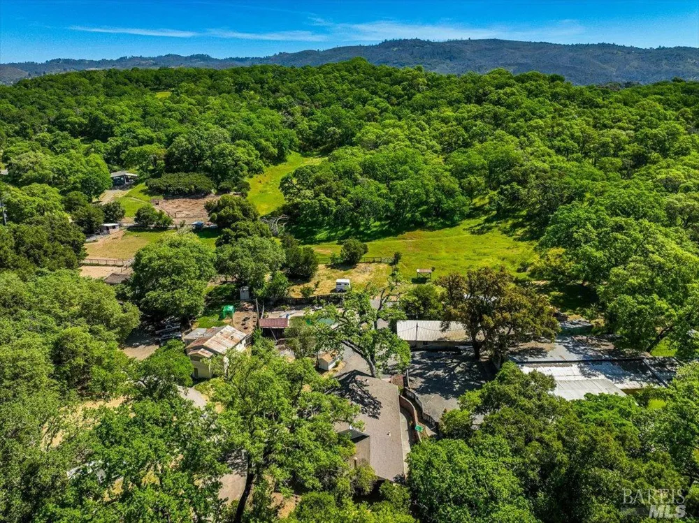 840 Horn Avenue Glen Ellen, CA 95442