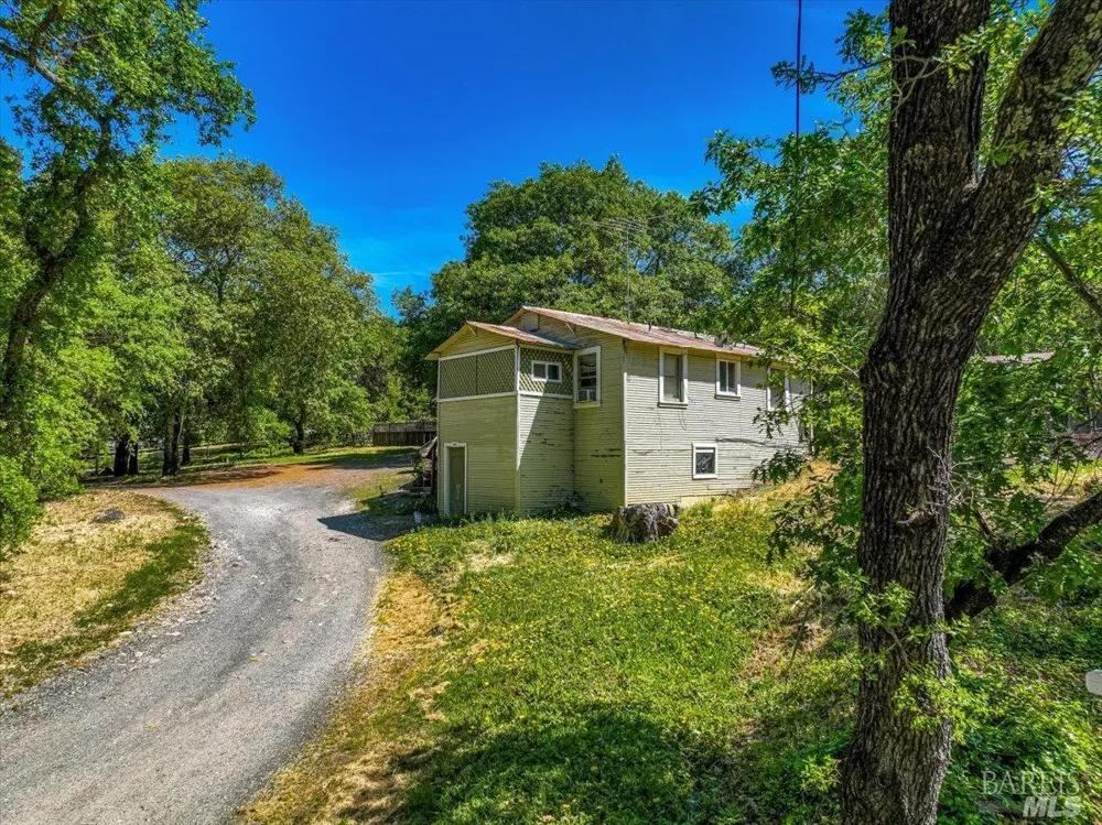 840 Horn Avenue Glen Ellen, CA 95442