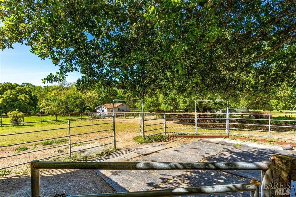 840 Horn Avenue Glen Ellen, CA 95442