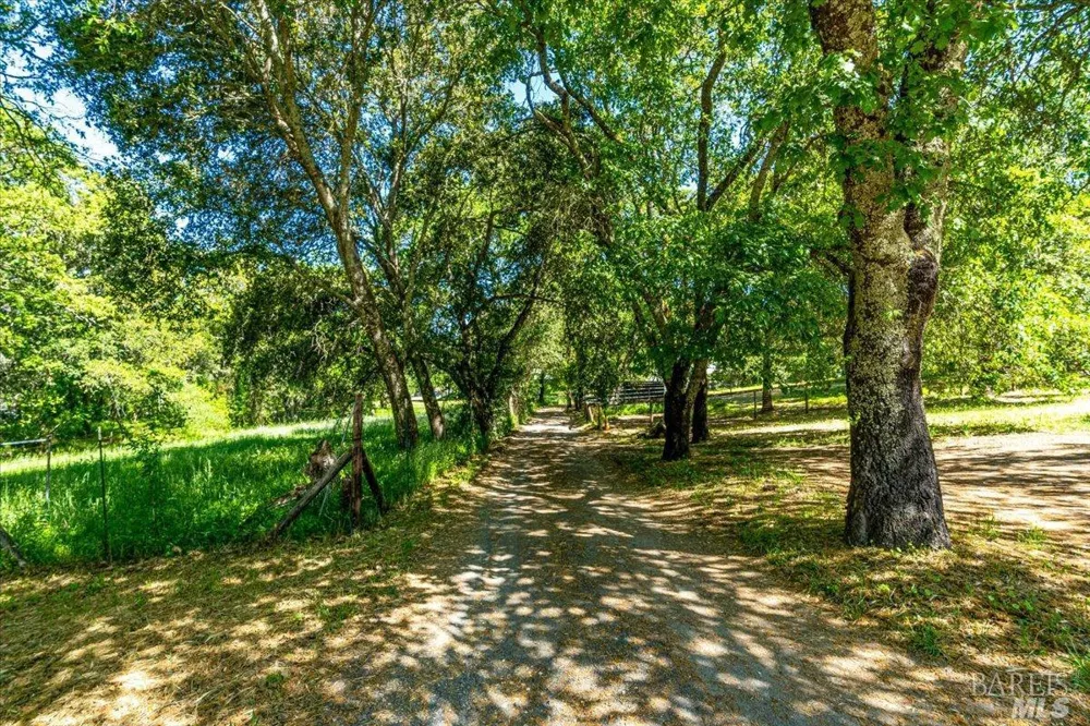 840 Horn Avenue Glen Ellen, CA 95442