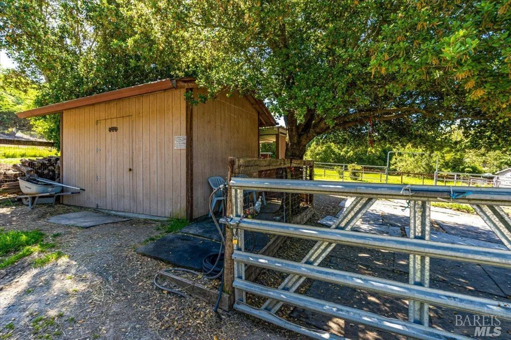 840 Horn Avenue Glen Ellen, CA 95442