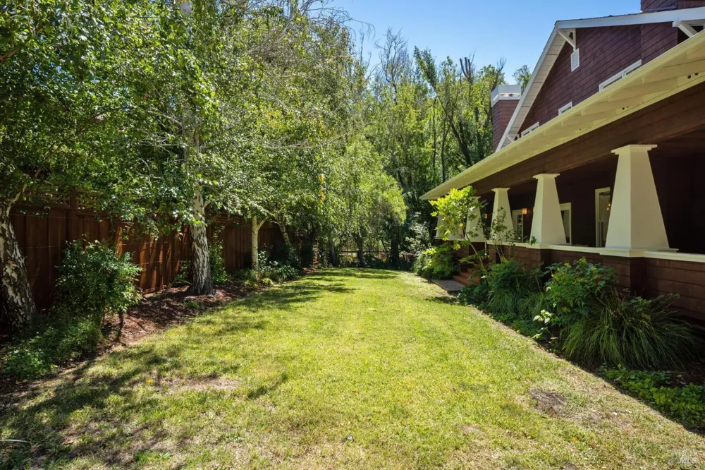 6 Hunter Creek Fairfax, CA 94930
