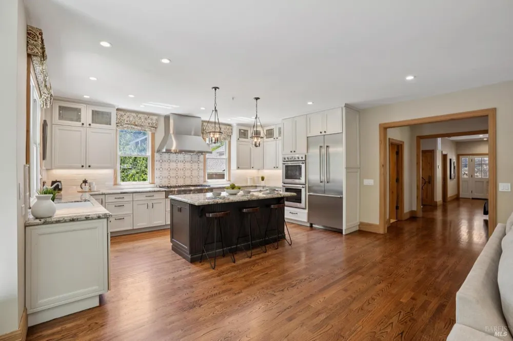 6 Hunter Creek Fairfax, CA 94930