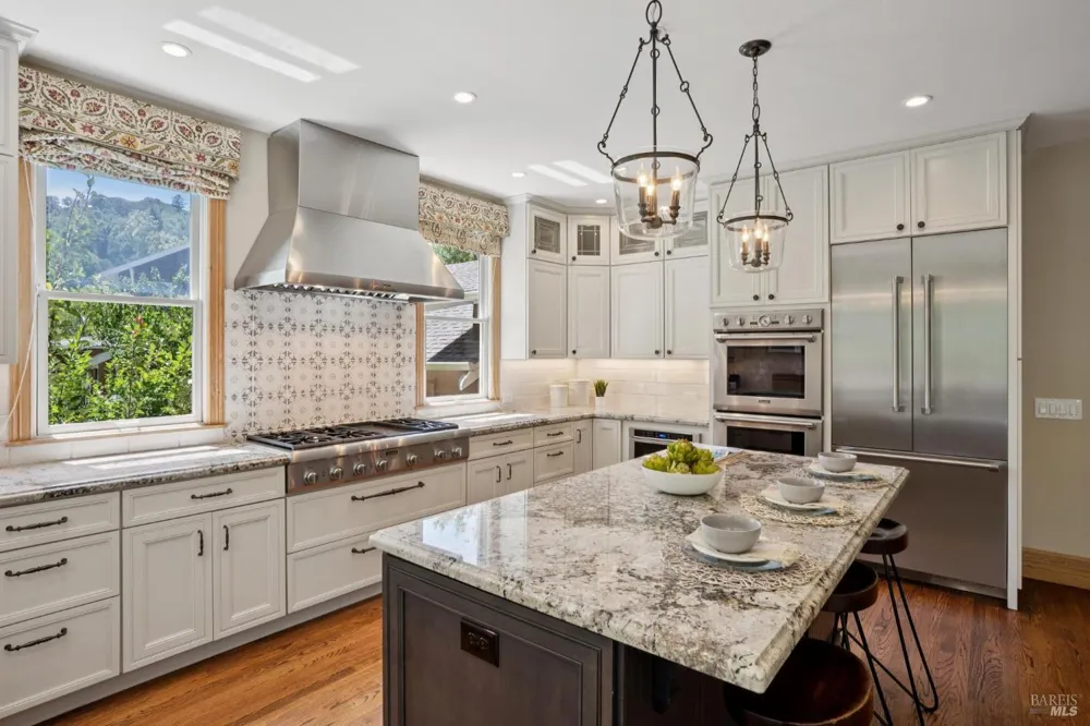 6 Hunter Creek Fairfax, CA 94930