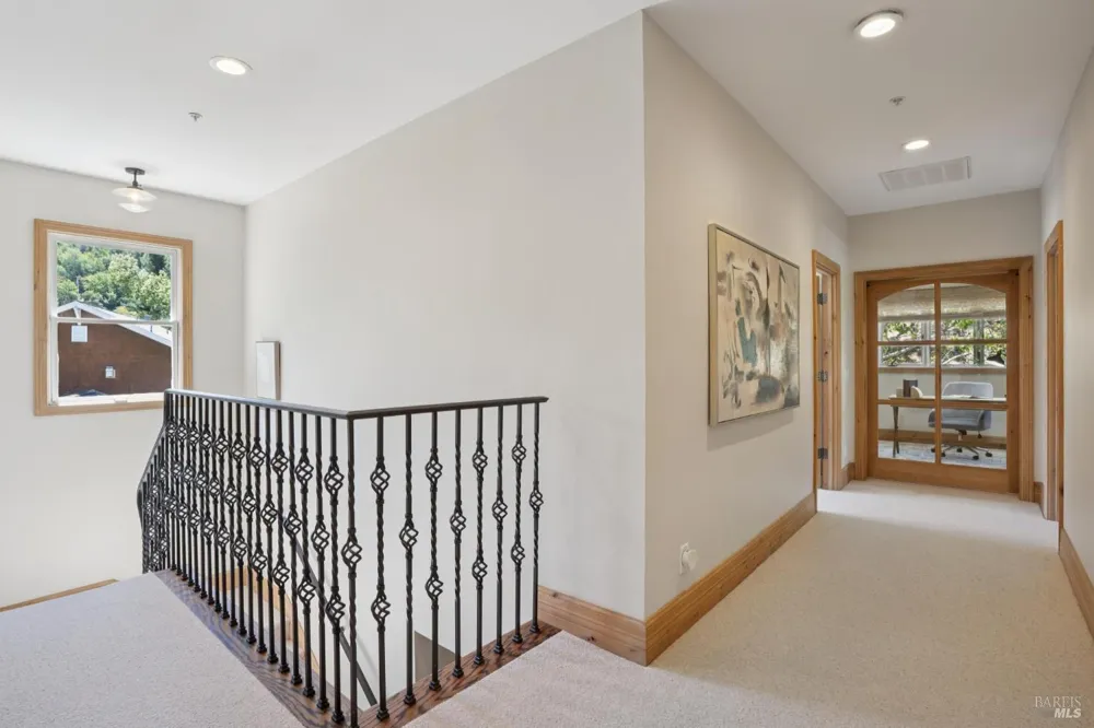 6 Hunter Creek Fairfax, CA 94930