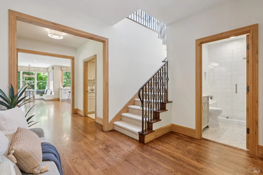 6 Hunter Creek Fairfax, CA 94930