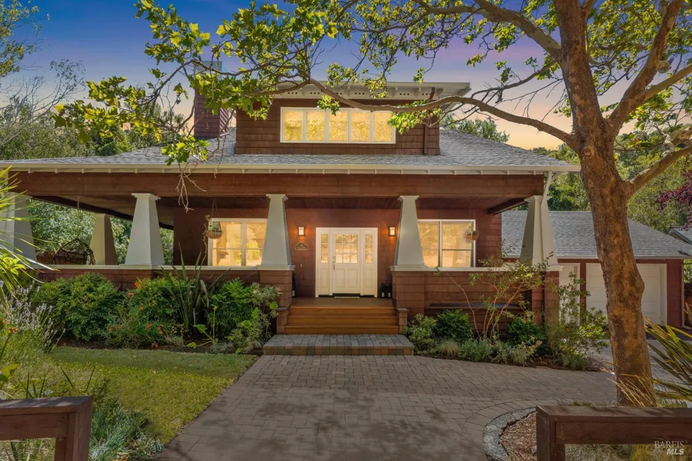 6 Hunter Creek Fairfax, CA 94930