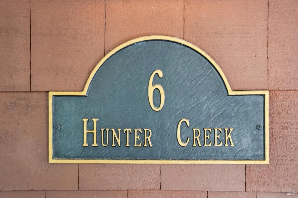 6 Hunter Creek Fairfax, CA 94930