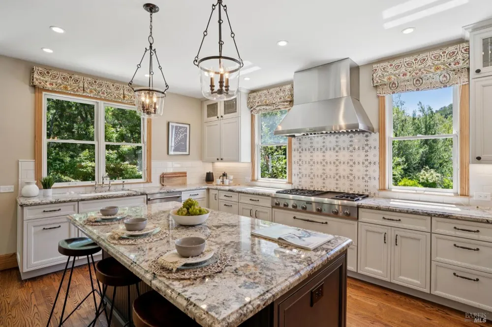 6 Hunter Creek Fairfax, CA 94930