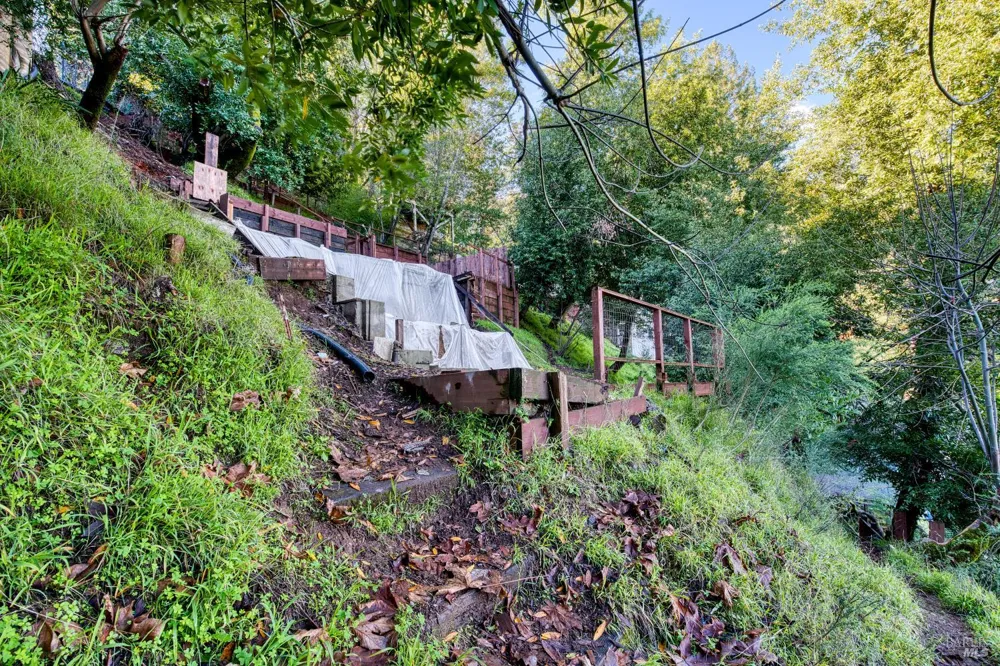 223 Tamalpais Road Fairfax, CA 94930
