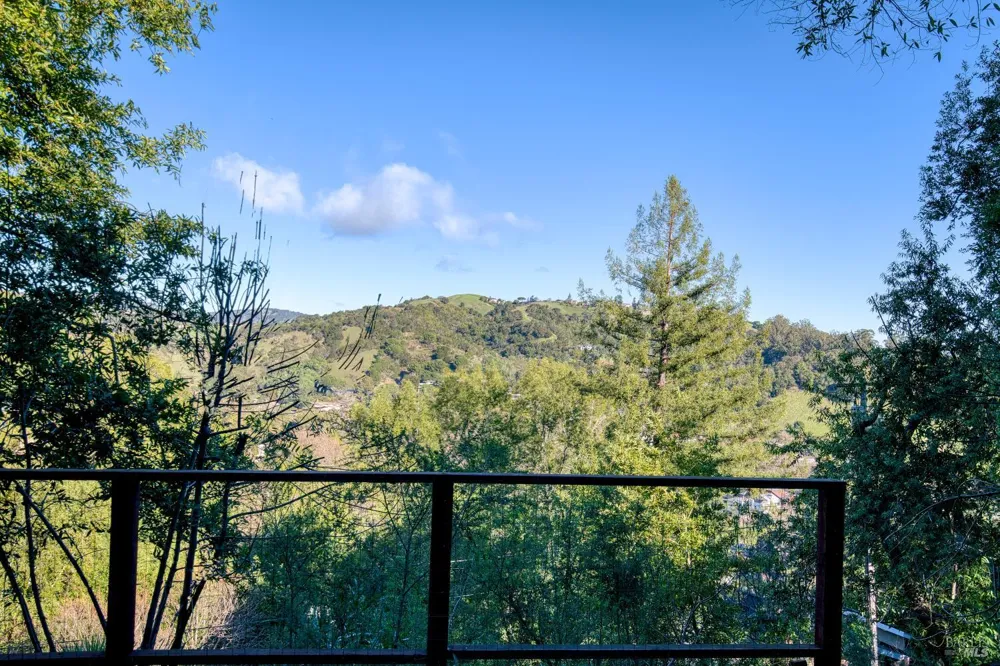 223 Tamalpais Road Fairfax, CA 94930
