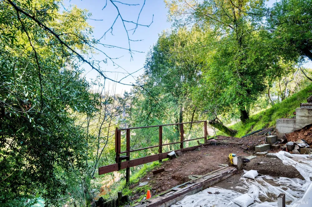223 Tamalpais Road Fairfax, CA 94930