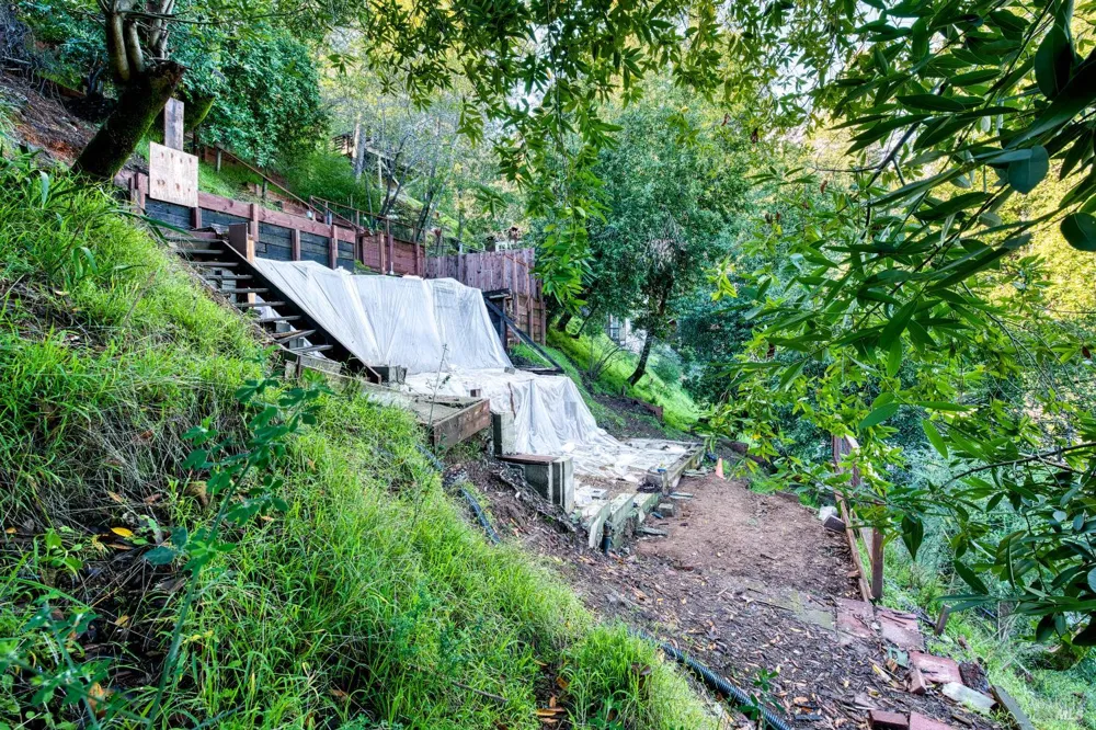 223 Tamalpais Road Fairfax, CA 94930