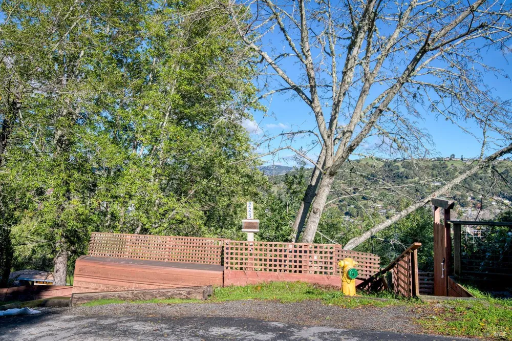 223 Tamalpais Road Fairfax, CA 94930