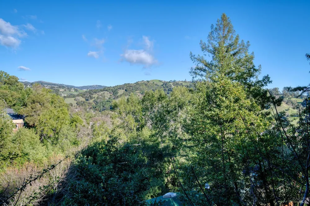 223 Tamalpais Road Fairfax, CA 94930