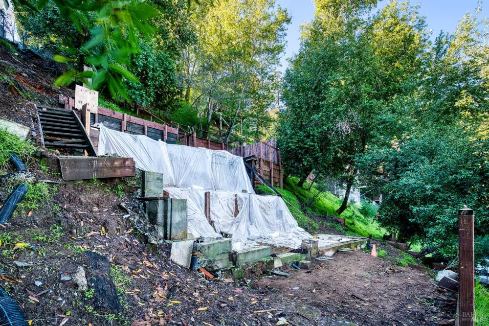 223 Tamalpais Road Fairfax, CA 94930