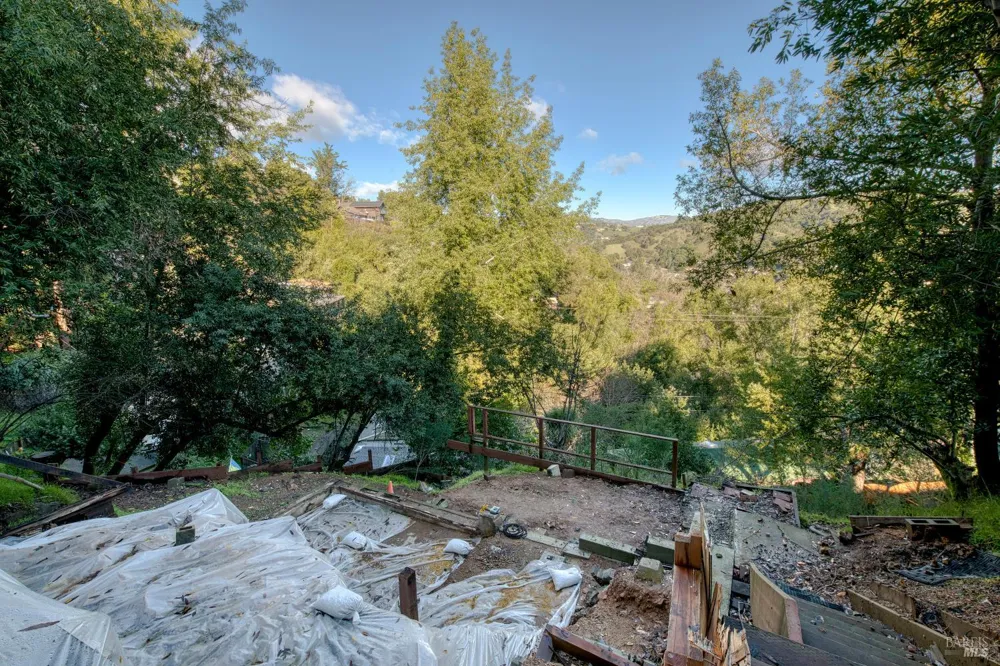 223 Tamalpais Road Fairfax, CA 94930
