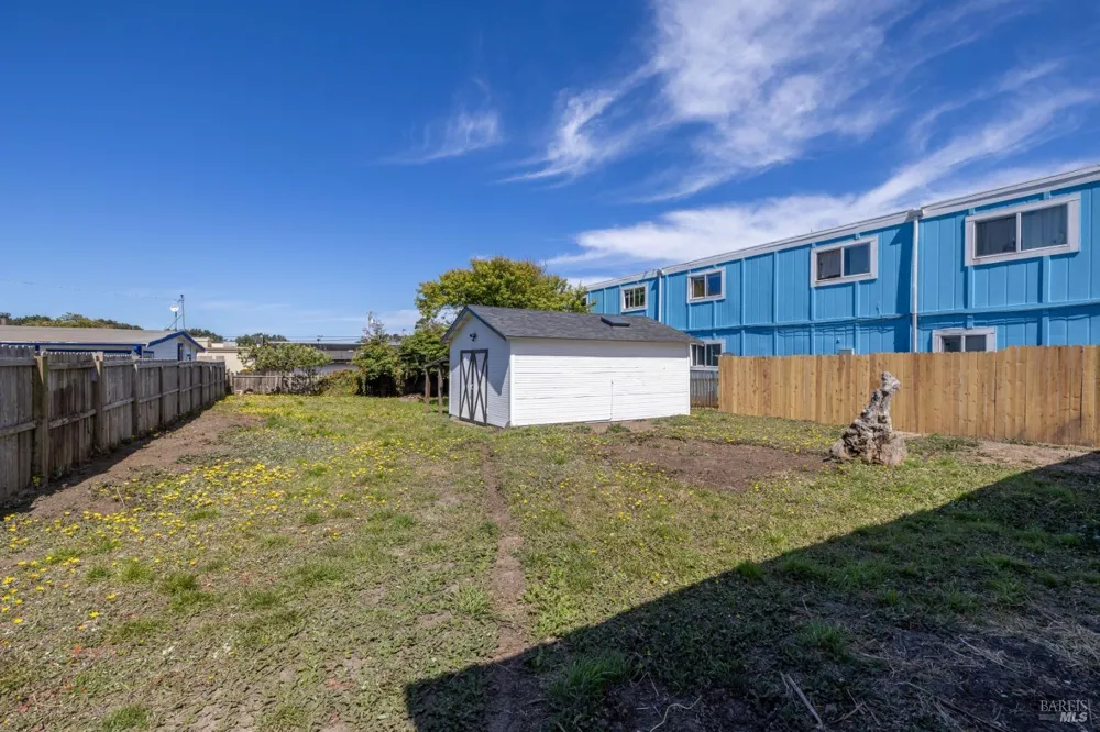 459 S Mcpherson Street Fort Bragg, CA 95437