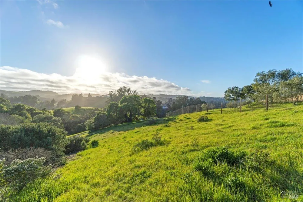 45 Augusta Circle Petaluma, CA 94952