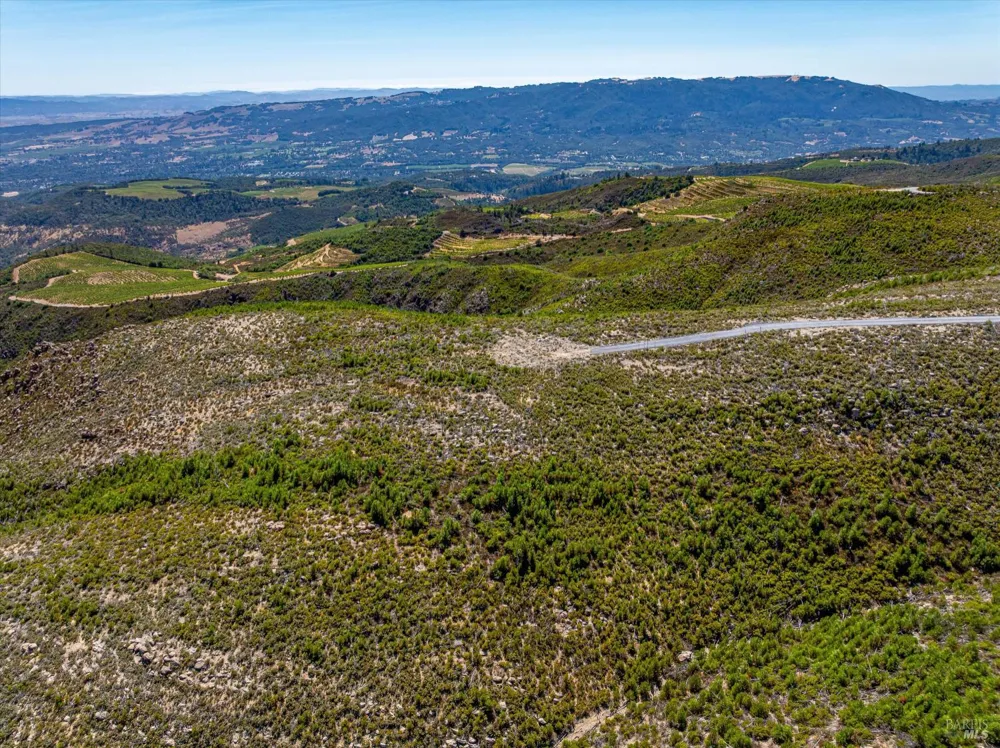 4420 Cavedale Road Glen Ellen, CA 95442