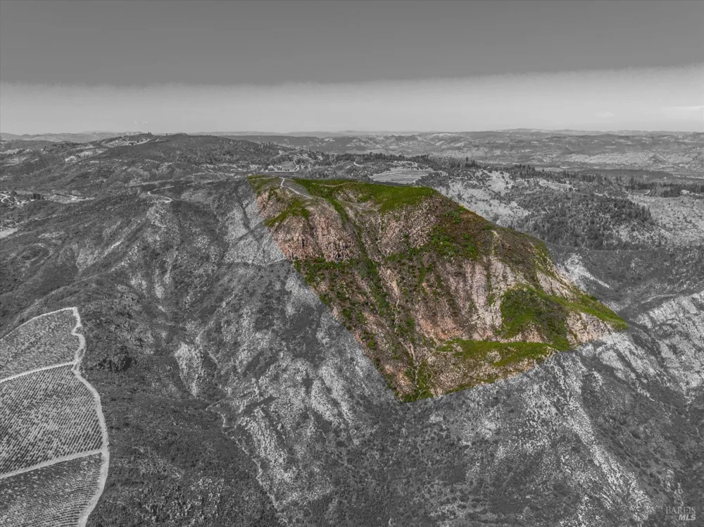 4420 Cavedale Road Glen Ellen, CA 95442