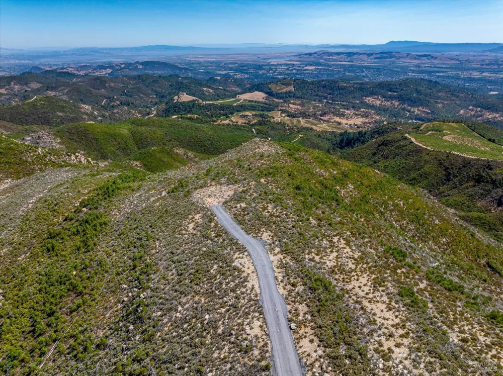 4420 Cavedale Road Glen Ellen, CA 95442