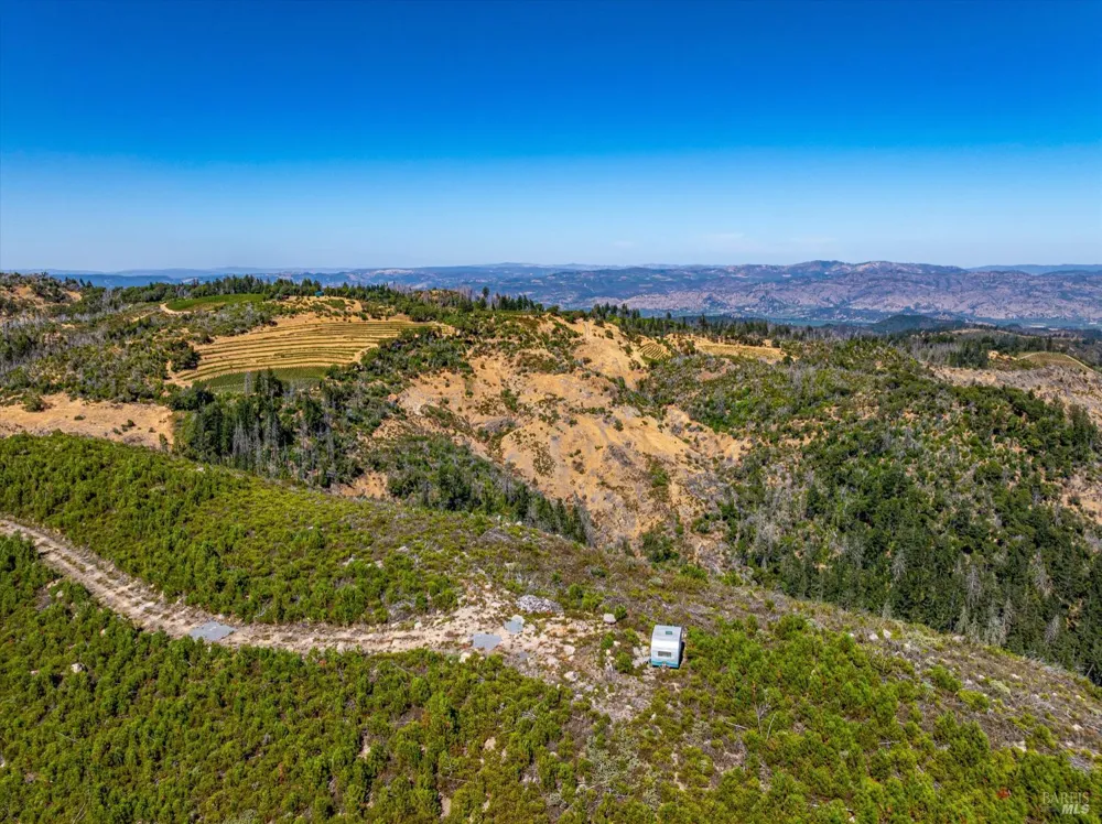 4420 Cavedale Road Glen Ellen, CA 95442